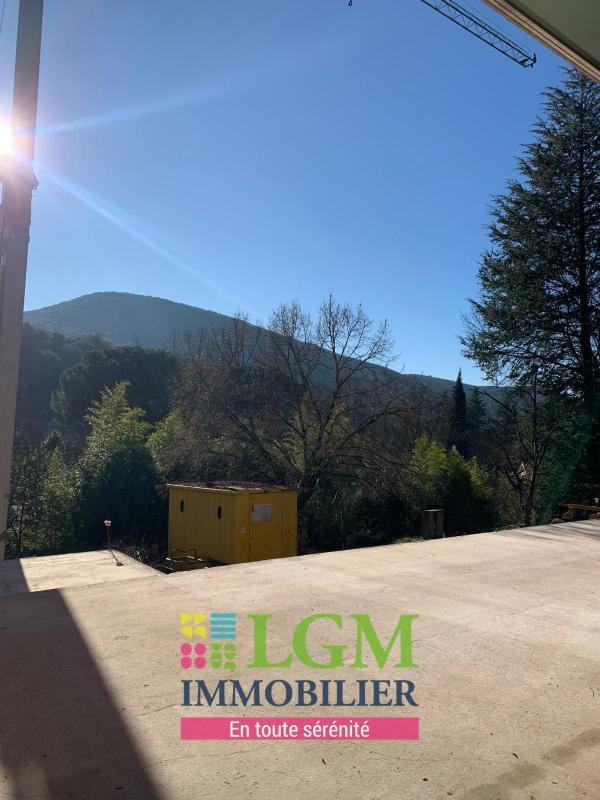 Maison - 150 m² - 4 pièces