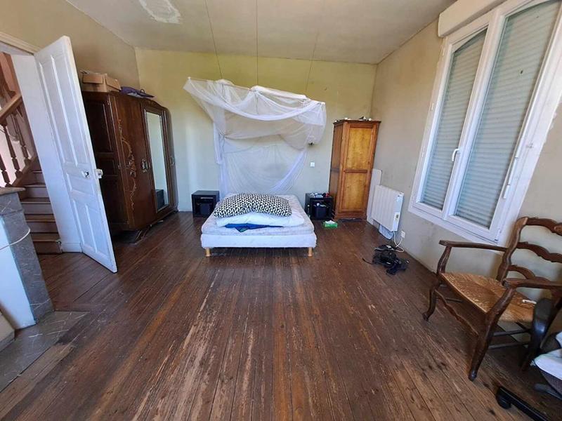 Maison - 93 m² - 4 pièces