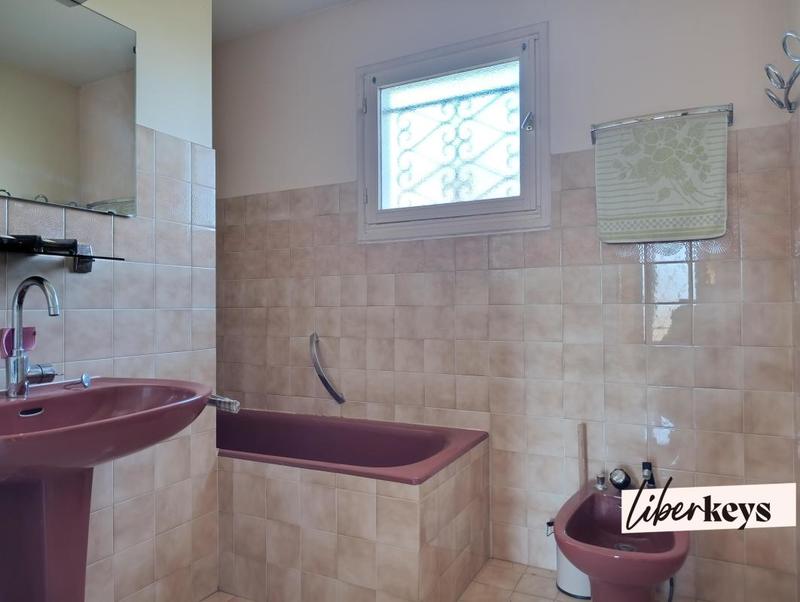 Maison - 105 m² - 4 pièces