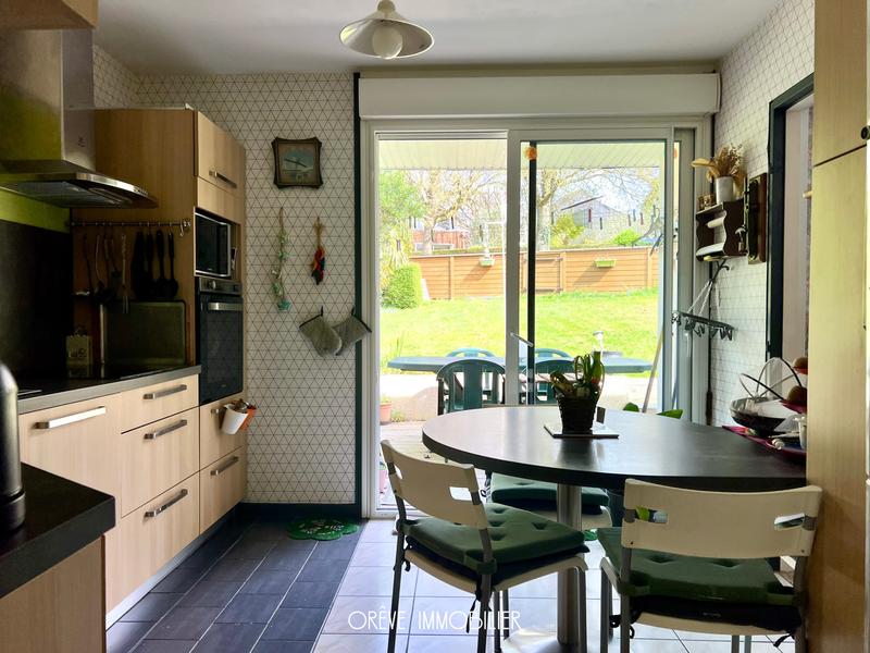 Maison - 98 m² - 5 pièces