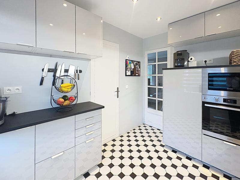 Maison traditionnelle - 68 m² - 5 pièces