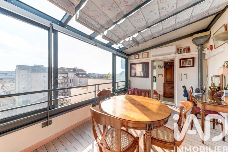 Appartement - 75 m² - 3 pièces