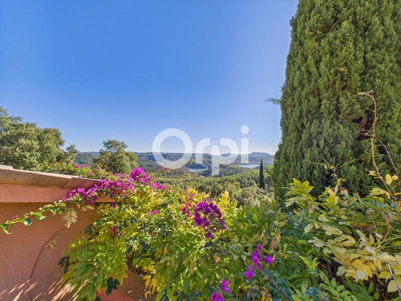 Villa - 218 m² - 5 pièces