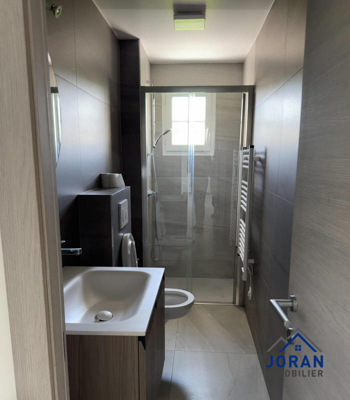 Maison - 156 m² - 7 pièces