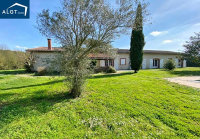 Villa - 328 m² - 12 pièces