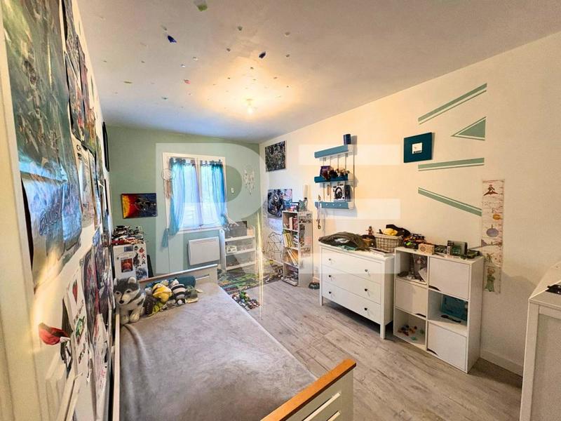 Maison - 85 m² - 4 pièces