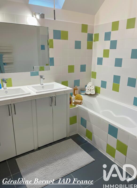 Maison - 150 m² - 8 pièces