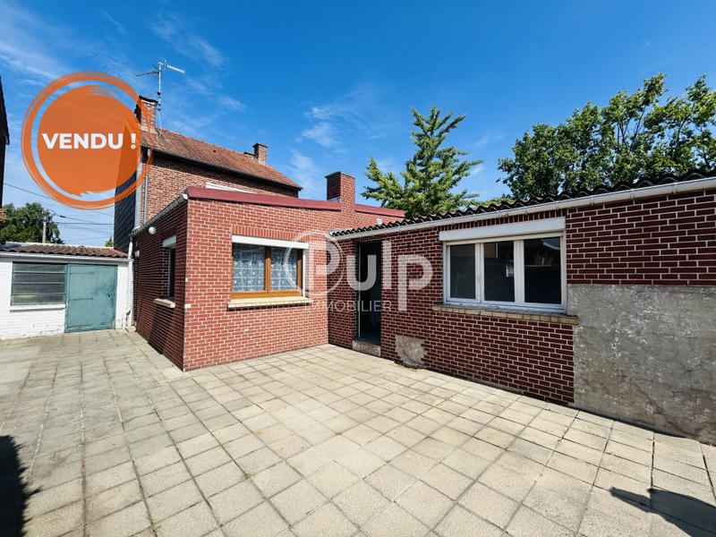 Maison - 95 m² - 5 pièces