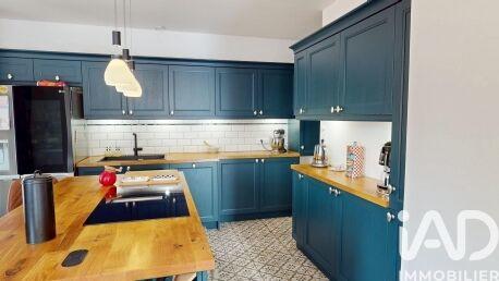 Maison - 177 m² - 6 pièces