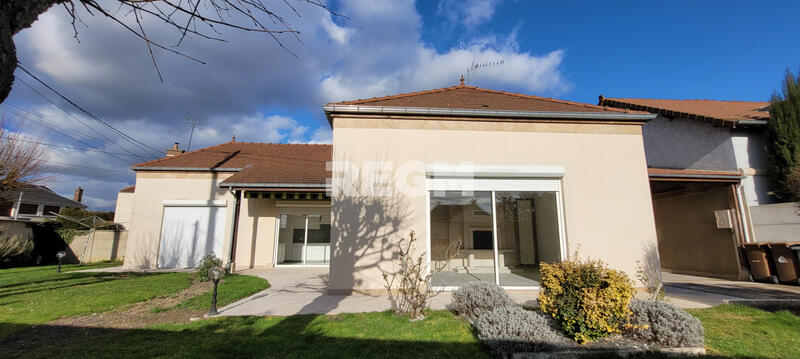Maison - 80 m² - 4 pièces