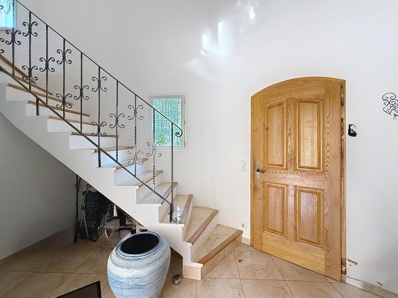 Maison - 170 m² - 6 pièces