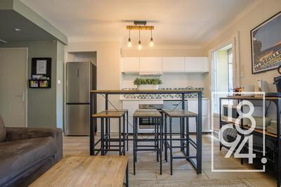 Appartement - 64 m² - 4 pièces