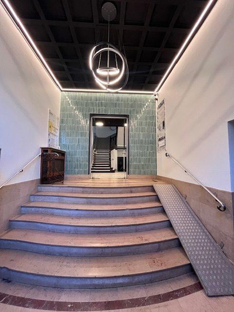 Bureau - 110 m² - 4 pièces