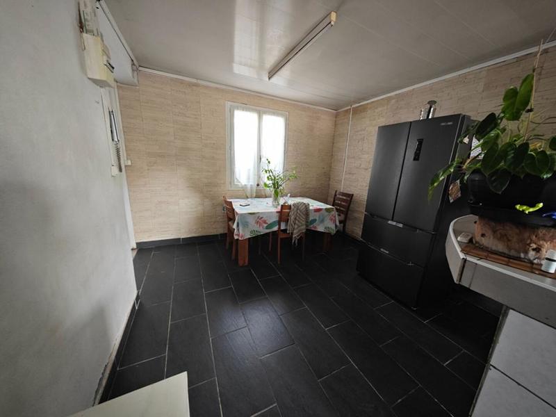 Maison - 104 m² - 6 pièces