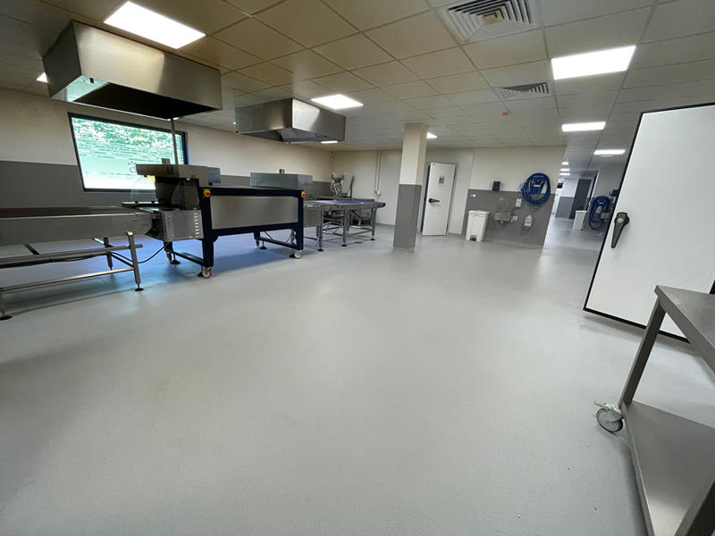 Immeuble - 6 300 m² - 1 pièce