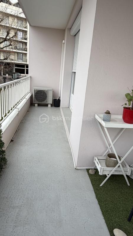 Appartement - 111 m² - 4 pièces