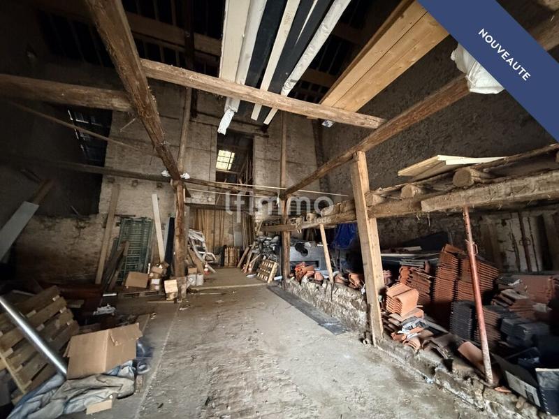 Maison - 250 m² - 1 pièce