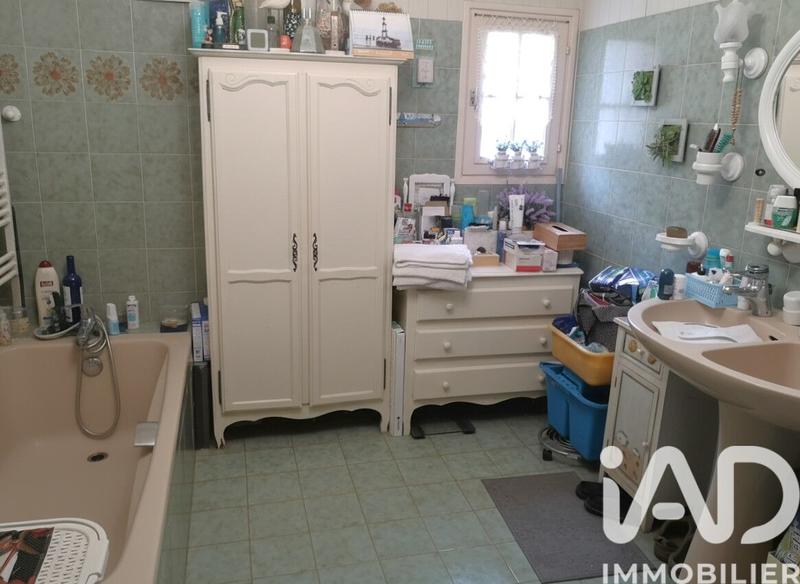 Maison - 212 m² - 7 pièces