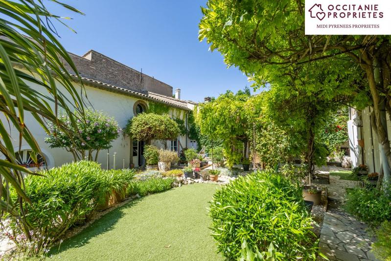 Maison de maîtres - 276 m² - 9 pièces