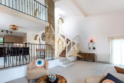 Villa - 170 m² - 7 pièces