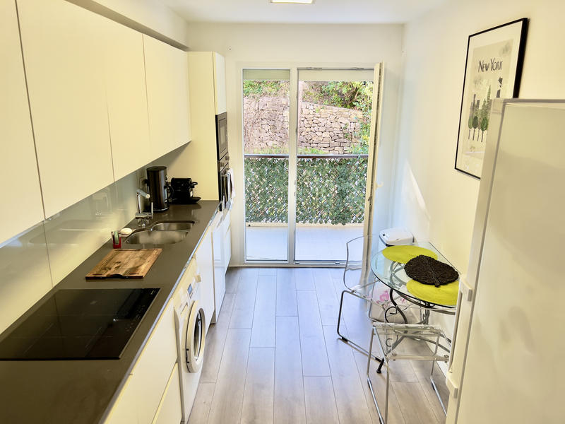 Appartement - 94 m² - 3 pièces