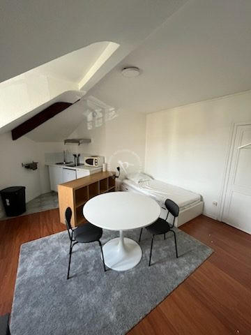 Appartement - 15 m² - 1 pièce