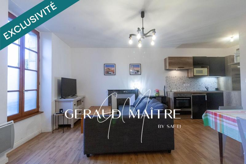 Maison - 242 m² - 10 pièces