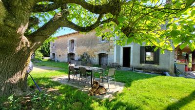 Maison - 157 m² - 6 pièces