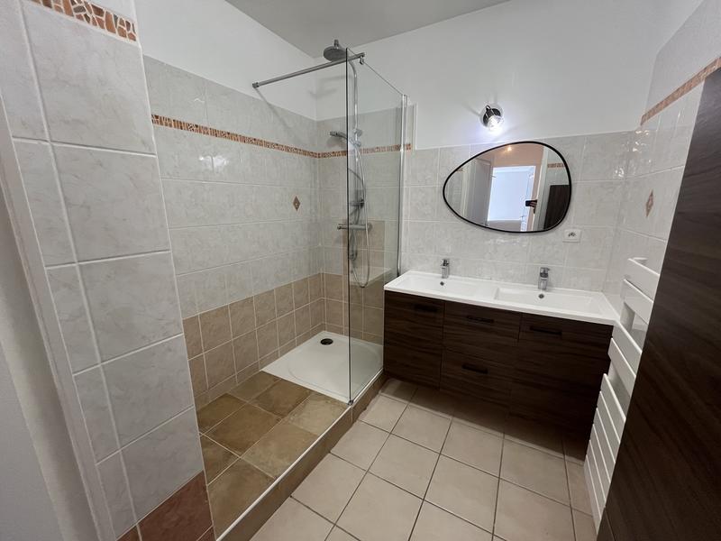 Appartement - 77 m² - 3 pièces