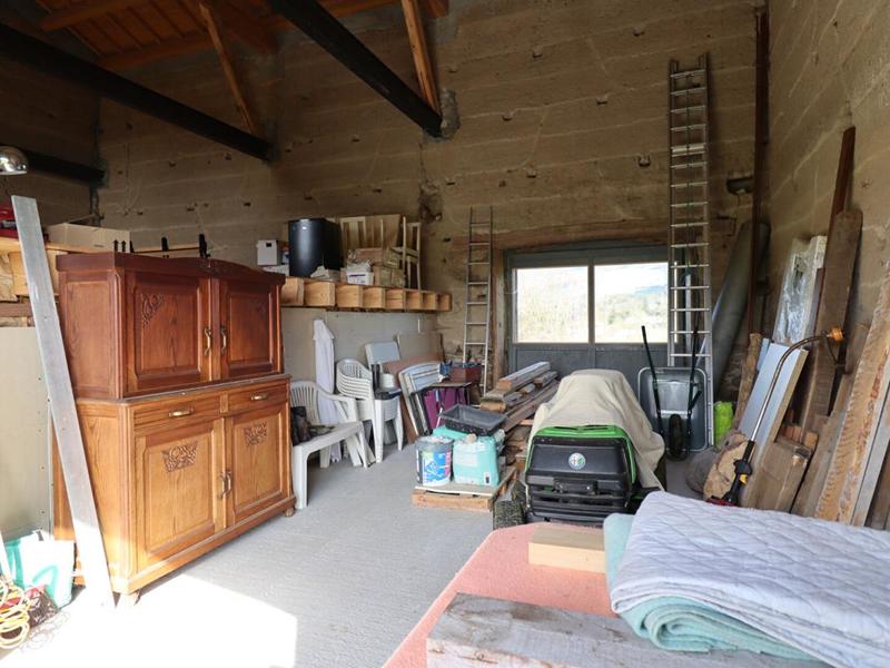 Maison - 250 m² - 6 pièces