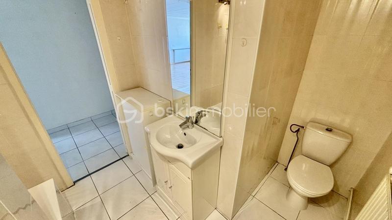 Studio - 48 m² - 1 pièce