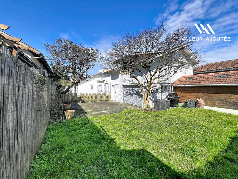 Maison contemporaine - 172 m² - 7 pièces