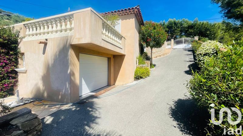 Maison - 191 m² - 7 pièces