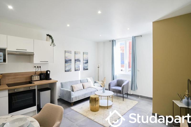 Chambre - 10 m² - 1 pièce