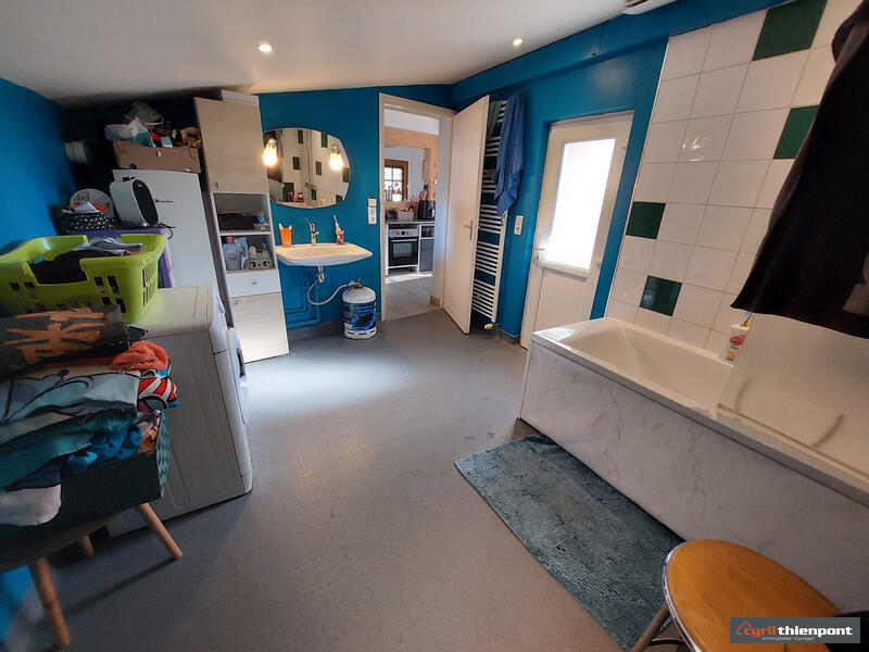 Maison - 97 m² - 6 pièces