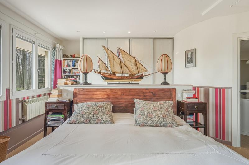 Maison - 237 m² - 6 pièces