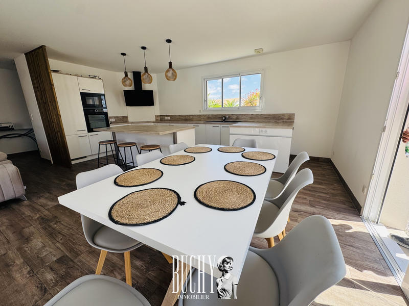 Maison - 94 m² - 4 pièces