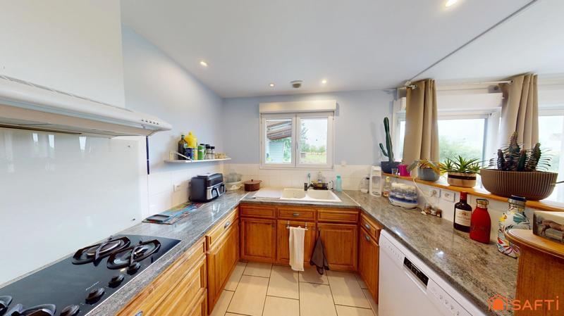 Maison - 205 m² - 5 pièces