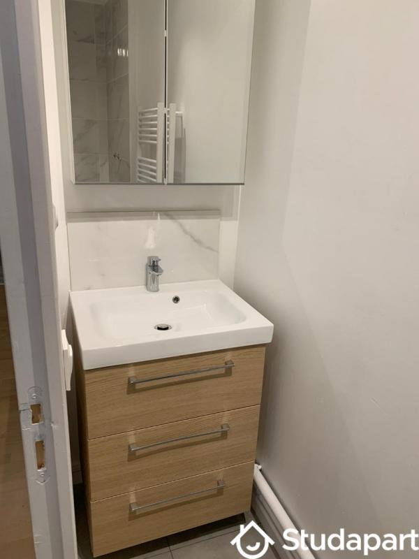 Chambre - 99 m² - 1 pièce