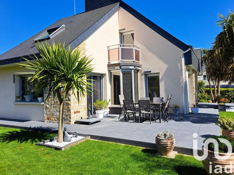 Maison - 177 m² - 6 pièces