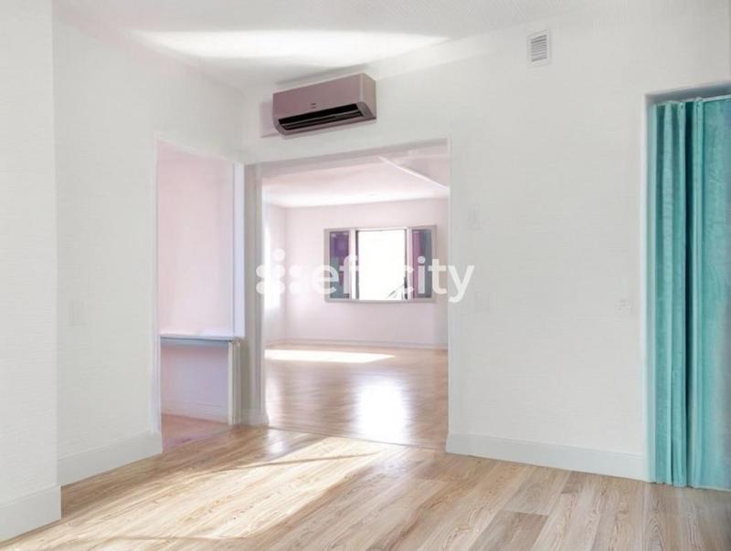 Maison - 209 m² - 10 pièces