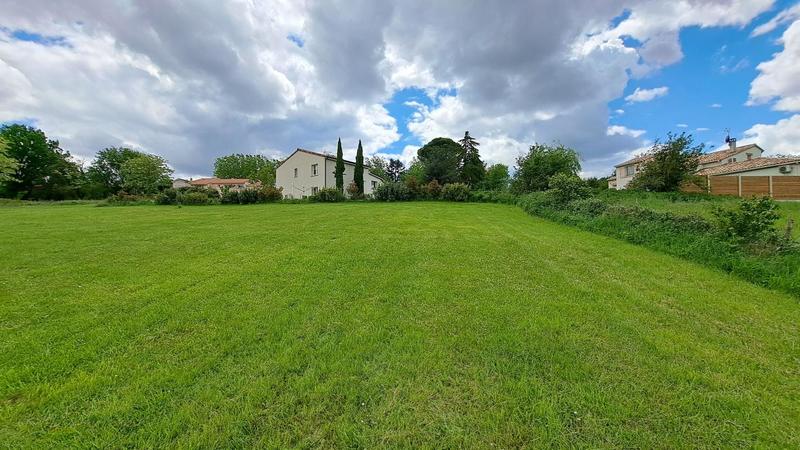 Terrain constructible - 602 m²