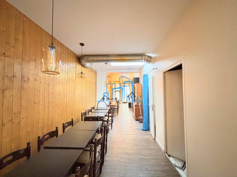 Magasins - 60 m² - 2 pièces