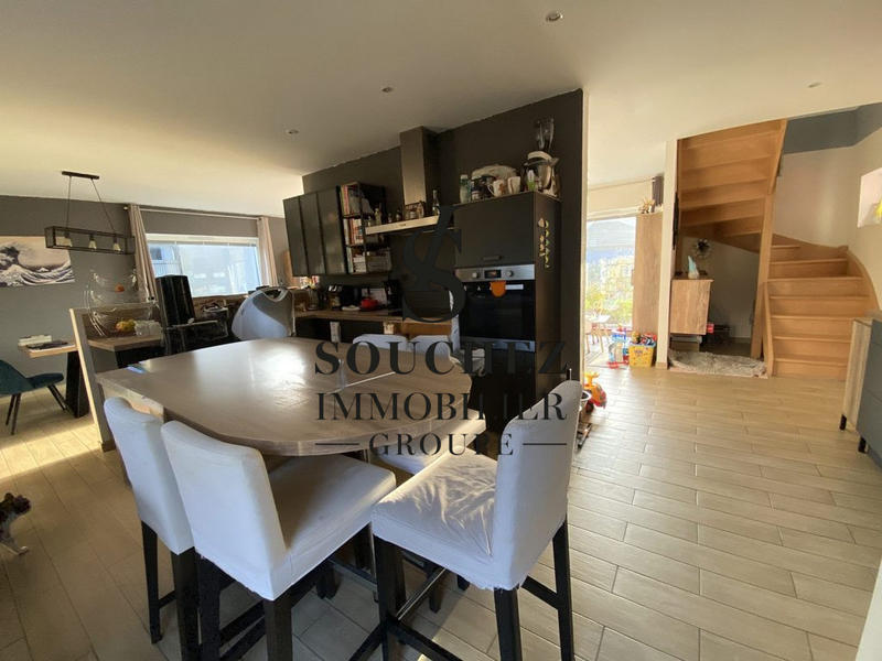 Maison - 136 m² - 7 pièces