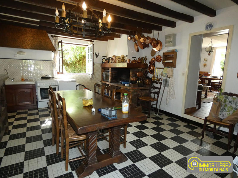 Maison - 190 m² - 6 pièces