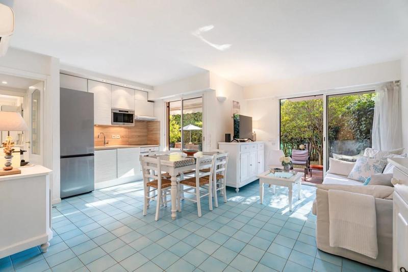 Appartement - 250 m² - 4 pièces