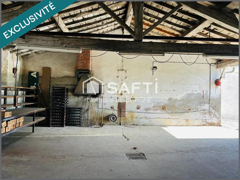 Maison - 235 m² - 4 pièces