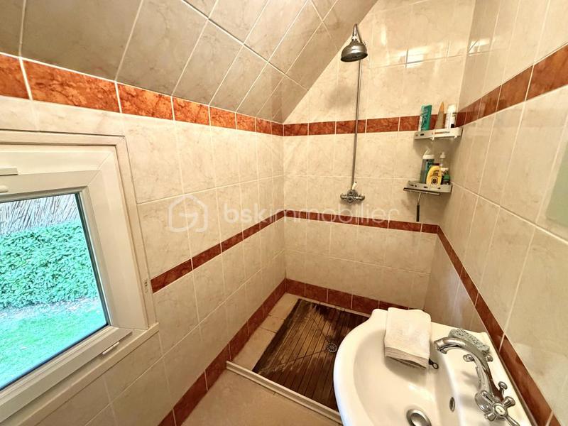 Chaumière - 170 m² - 7 pièces