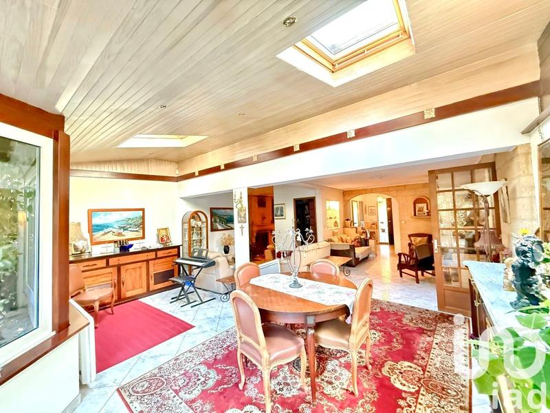 Maison - 140 m² - 7 pièces