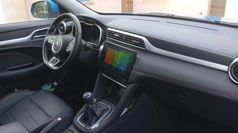 Mg Zs 111.0 Luxury - Toit ouvrant